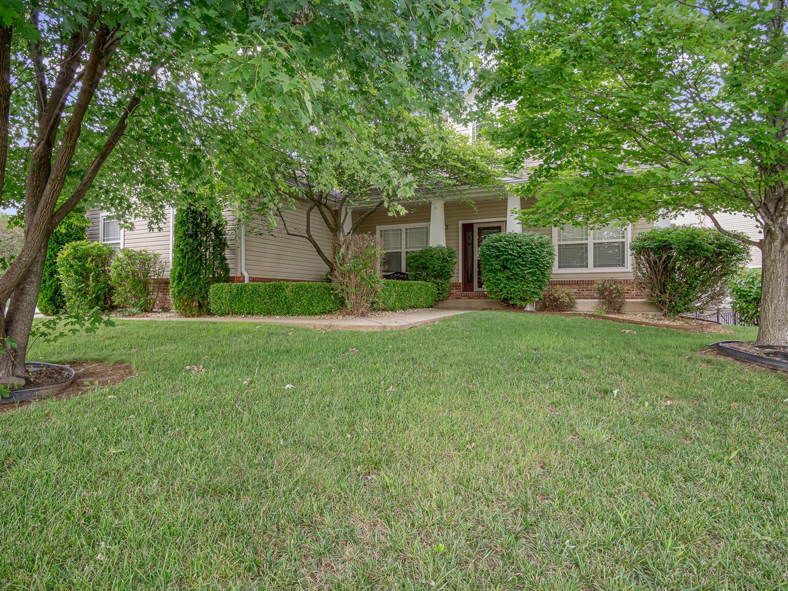1200 Gregerson Court - 1